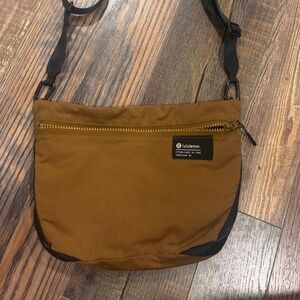 Lululemon Clean Lines Crossbody Bag - Very Good Condition